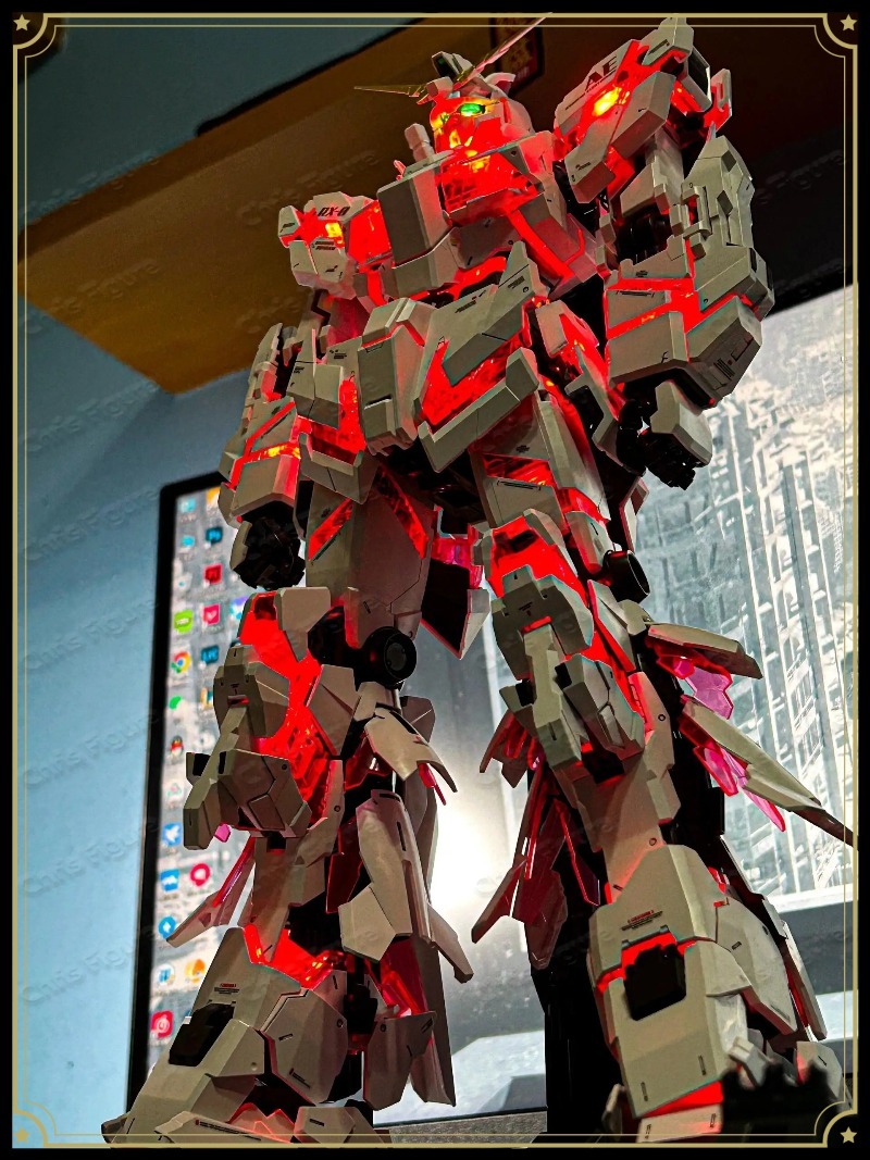 Model Kit Daban - Disponibile Daban Pg 1/60 RX-0 Unicorn
