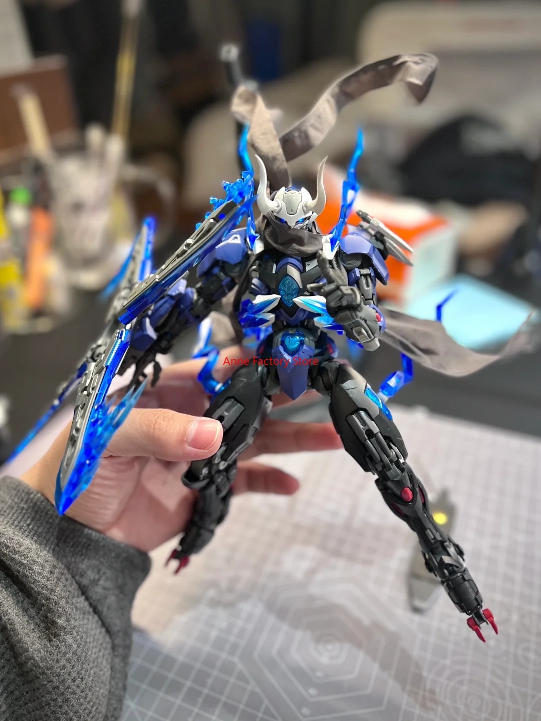Model Kit Lone Shadow - HEMOXIAN MG Scala 1/100 Kit Modello