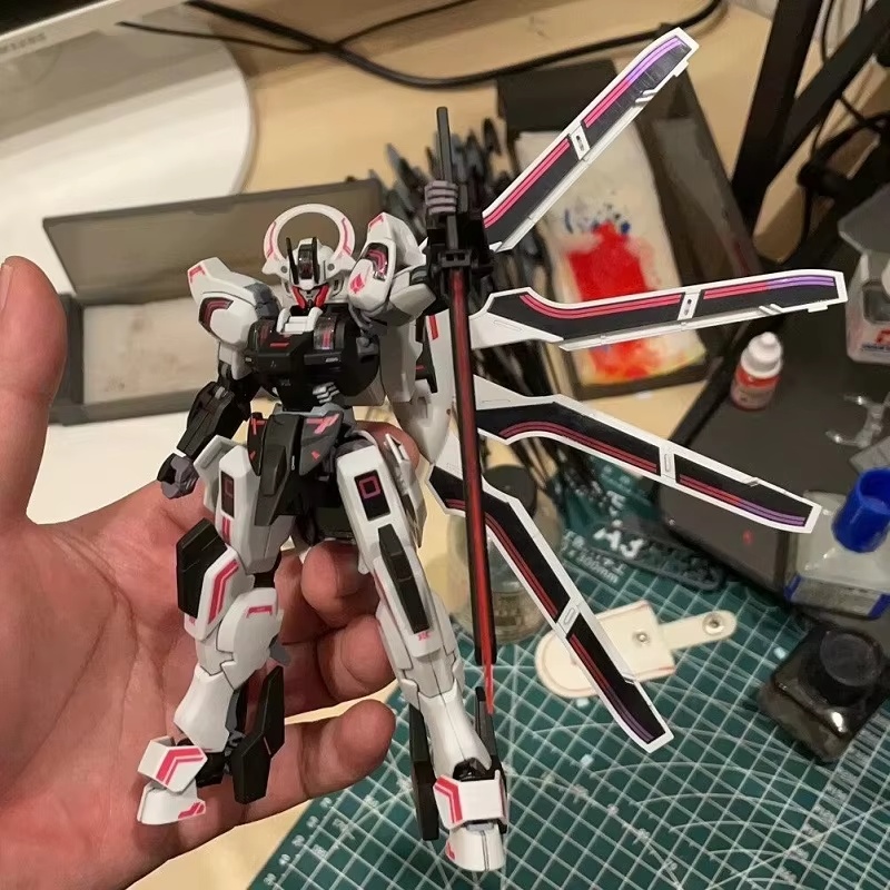 HG 1/144 Schwarzette La Strega - Model Kit Kotobukiya recensione e prezzo