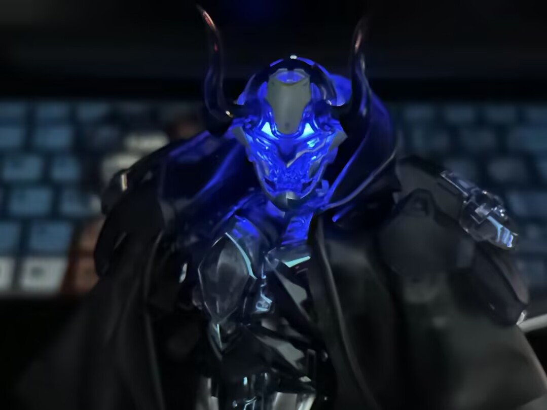Rara Action Figure Articolata  - Model Kit Lone Shadow recensione e prezzo
